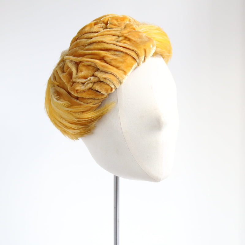 "Sun Glow Yellow" Vintage 1940's Yellow Pleated Velvet & Plume Percher Hat