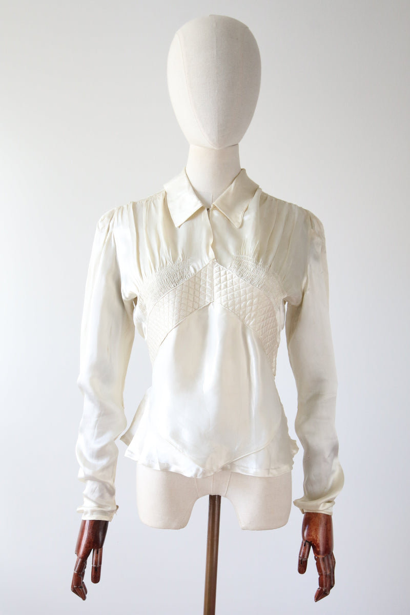 "Quilted Smocking Stitches" Vintage 1930's Cream Rayon Blouse UK 10 US 6