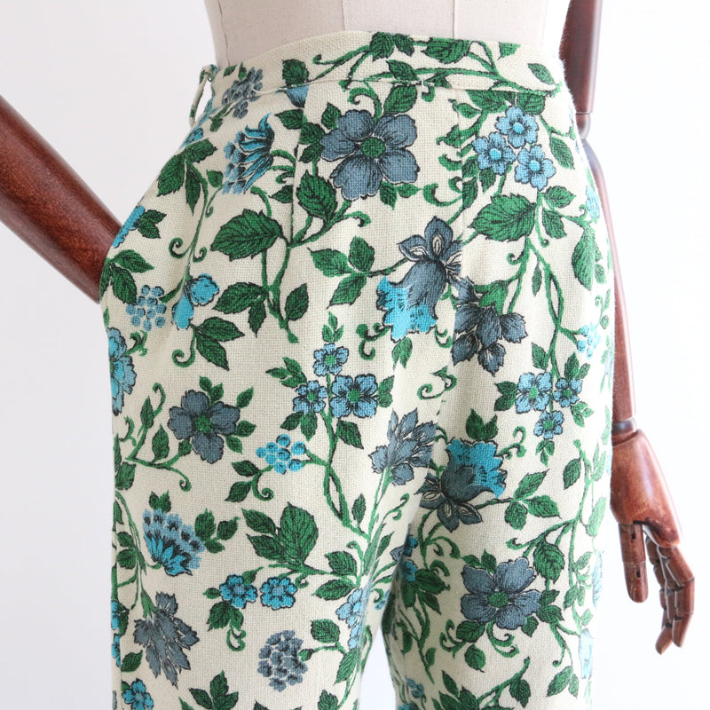 Floral on sale print capris