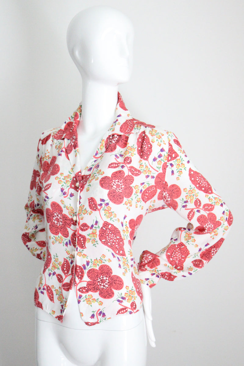 "Coral Florals" Vintage 1940's Floral Rayon Blouse UK 12-14 US 8-10