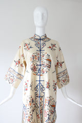 "Silk Pagodas" Vintage 1940's Cream Silk Embroidered Coat UK 8-14 US 4-10