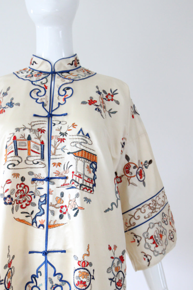 "Silk Pagodas" Vintage 1940's Cream Silk Embroidered Coat UK 8-14 US 4-10
