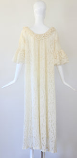 "Cream Lace & Ribbons" Vintage 1960's Cream Lace & Ribbon Robe UK 10 US 6