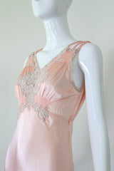 "Taupe Lace Accents" Vintage 1930's Pink & Taupe Lace Accent Gown UK 8-10 US 4-6