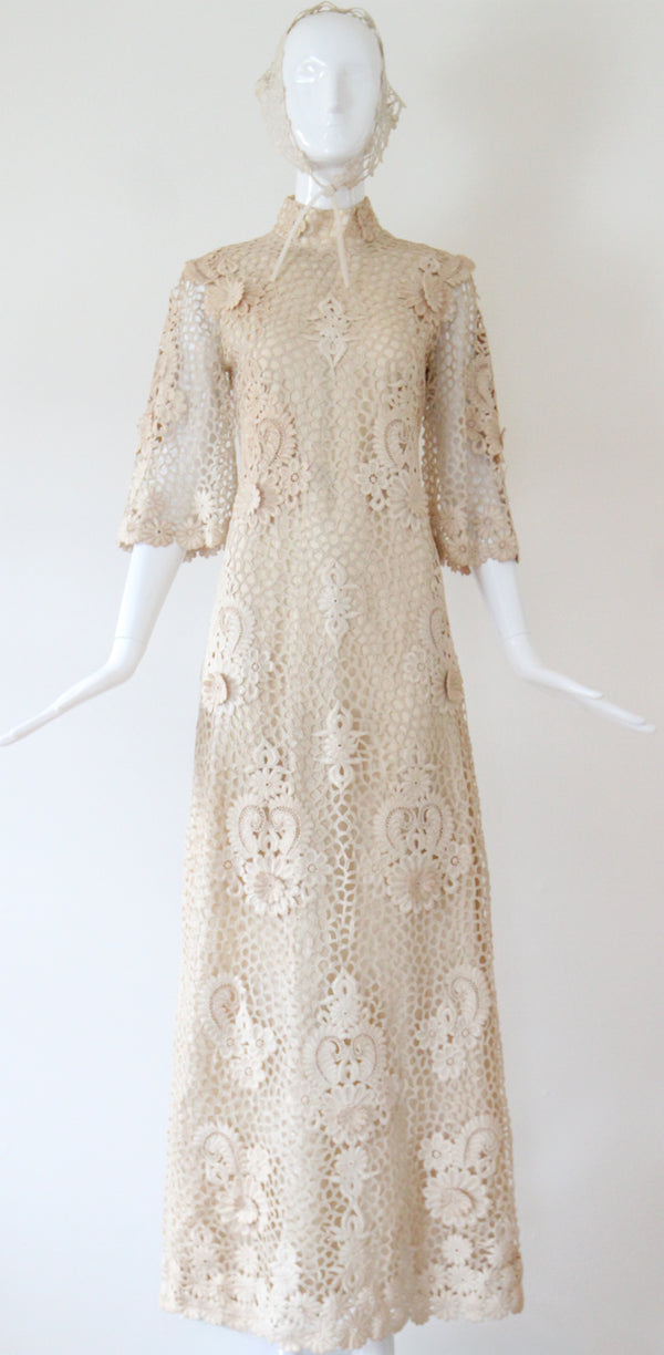 Cream Willow Hilson Vintage Cream Willow Hilson Vintage