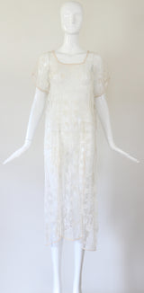 "Filet Lace Florals" Vintage 1920's Filet Lace Floral Tabard Dress UK 10-14 US 6-10
