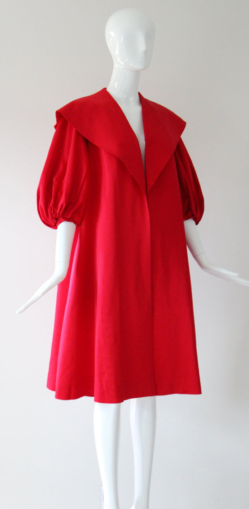 "En Rouge" Vintage 1950's Red Satin Shawl Collar Swing Coat UK 8 US 4
