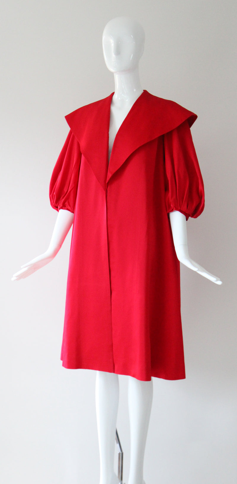 "En Rouge" Vintage 1950's Red Satin Shawl Collar Swing Coat UK 8 US 4