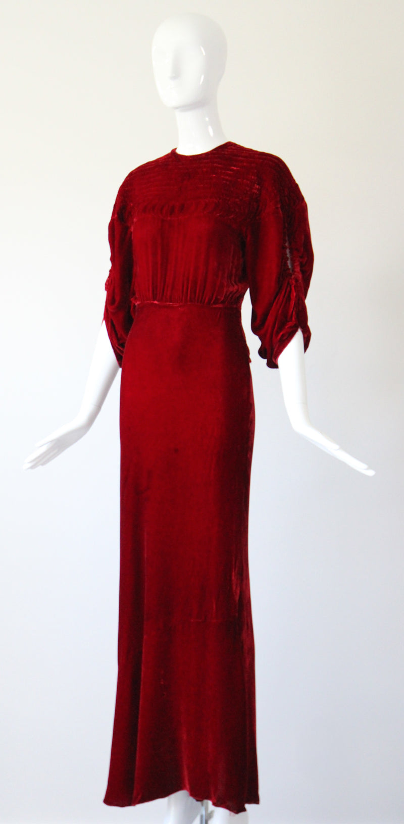 "Crimson Velvet Moons" Vintage 1930's Crimson Silk Velvet Evening Gown UK 8 US 4
