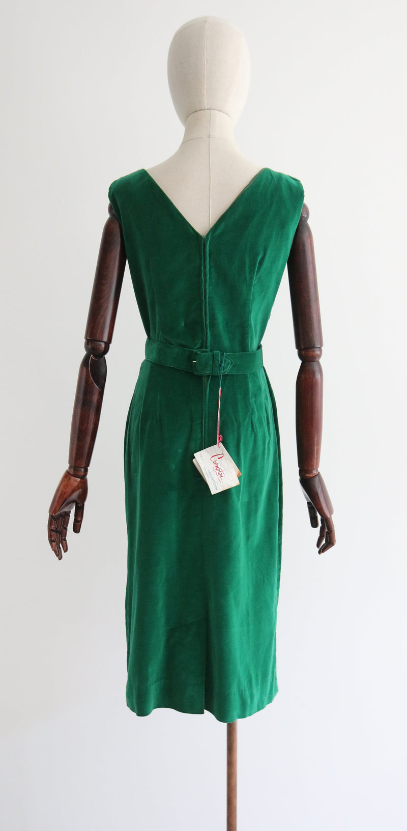 Pine Green Velvet" Vintage 1950's Pine Green Velvet & Rhinestone Deta Willow Hilson Vintage Pine Green Velvet" Vintage 1950's Pine Green Velvet & Rhinestone Deta Willow Hilson Vintage