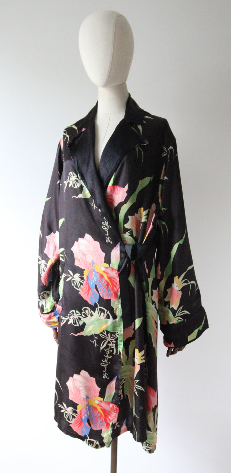 "Wild Irises" Vintage 1940's Wild Iris Floral Print Robe UK 10-14 US 6-10