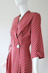 "Apostrophe Red" Vintage 1940's Red & White Apostrophe Print Robe UK 8-10 US 4-6