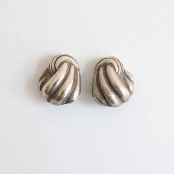"Silver Knots" Vintage 1940's Silver Knot Clip On Earrings