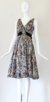 "Watercolour Roses & Velvet" Vintage 1950's Pleated Watercolour Floral Dress UK 8 US 4