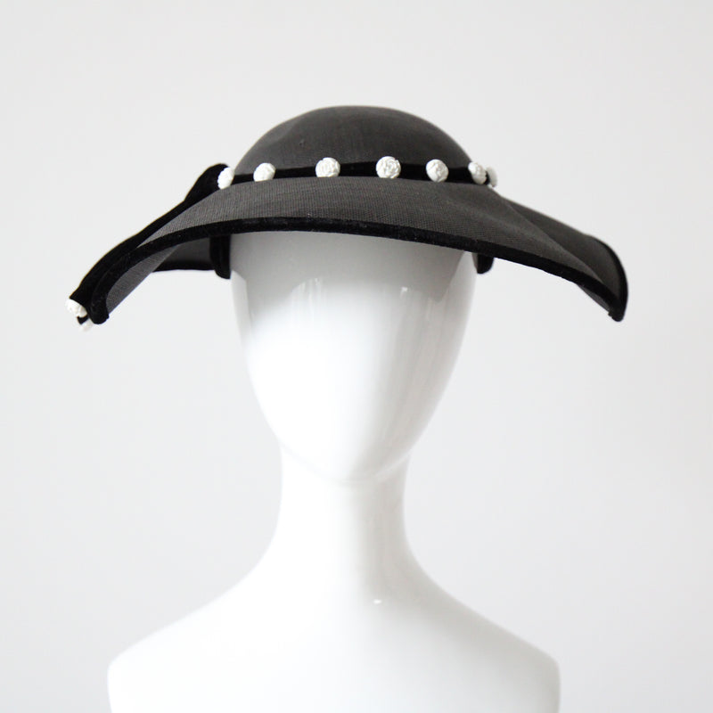 "Scallop Straw & Velvet" Vintage 1950's Black Straw & Velvet Scalloped Saucer Hat
