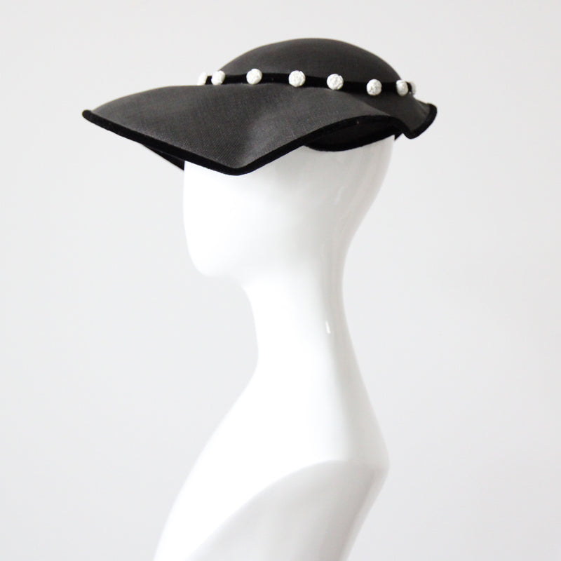 "Scallop Straw & Velvet" Vintage 1950's Black Straw & Velvet Scalloped Saucer Hat