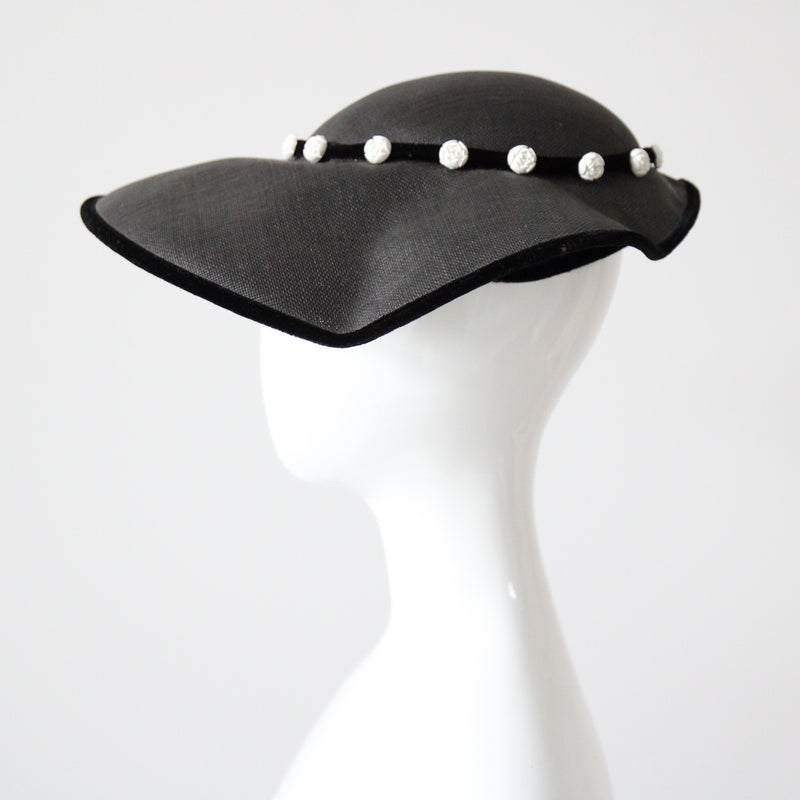 "Scallop Straw & Velvet" Vintage 1950's Black Straw & Velvet Scalloped Saucer Hat