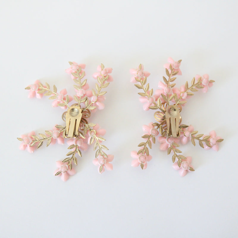 "Trailing Blossoms" Vintage 1950's Pink Floral Climber Clip on Earrings