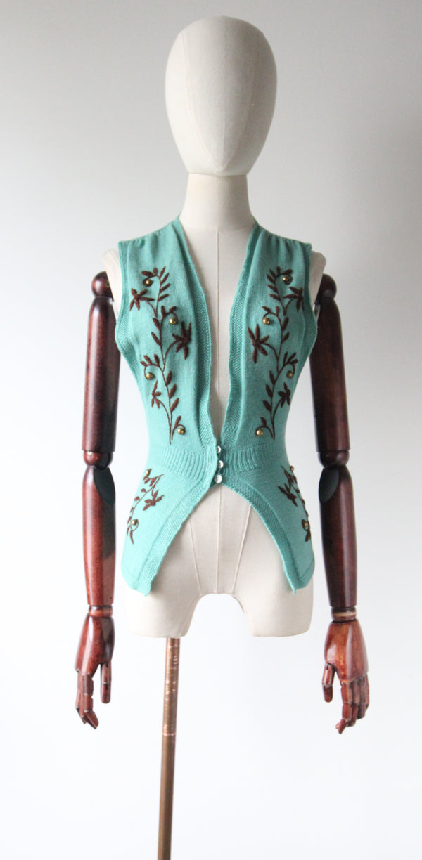 "Wildflowers & Wool" Vintage 1940's Pacific Blue Embroidered & Knitted Waistcoat UK 6-8 US 2-4