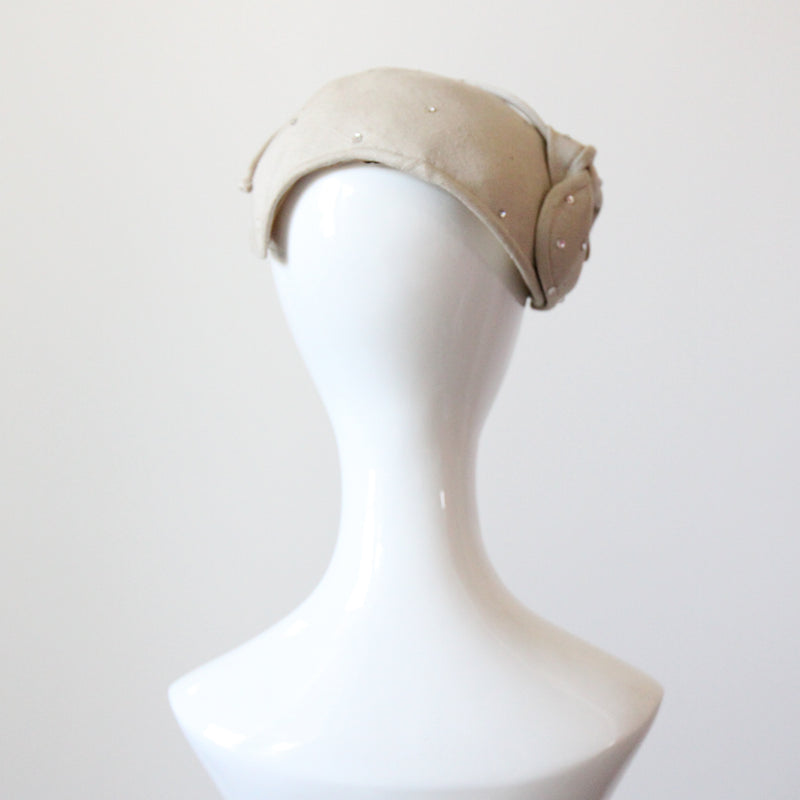 "Linen Lily" Vintage 1950's Linen & Rhinestone Lily Design Percher Hat