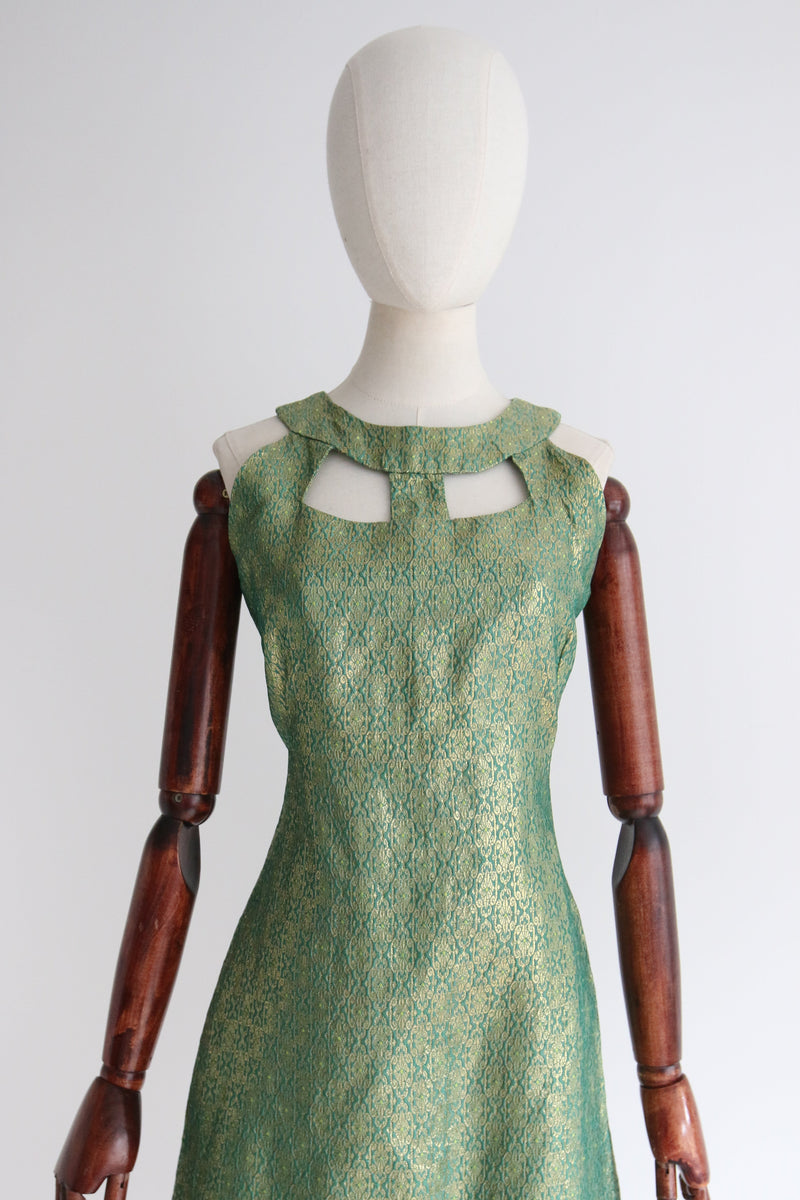 Lurex Keyhole" Vintage 1960's Green & Gold Lurex Brocade Keyhole Feat Willow Hilson Vintage Lurex Keyhole" Vintage 1960's Green & Gold Lurex Brocade Keyhole Feat Willow Hilson Vintage