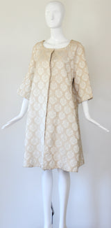 "Cream & Champagne" Vintage 1960's Cream & Champagne Matelasse Brocade Coat UK 10-14 US 6-10