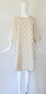 "Cream & Champagne" Vintage 1960's Cream & Champagne Matelasse Brocade Coat UK 10-14 US 6-10