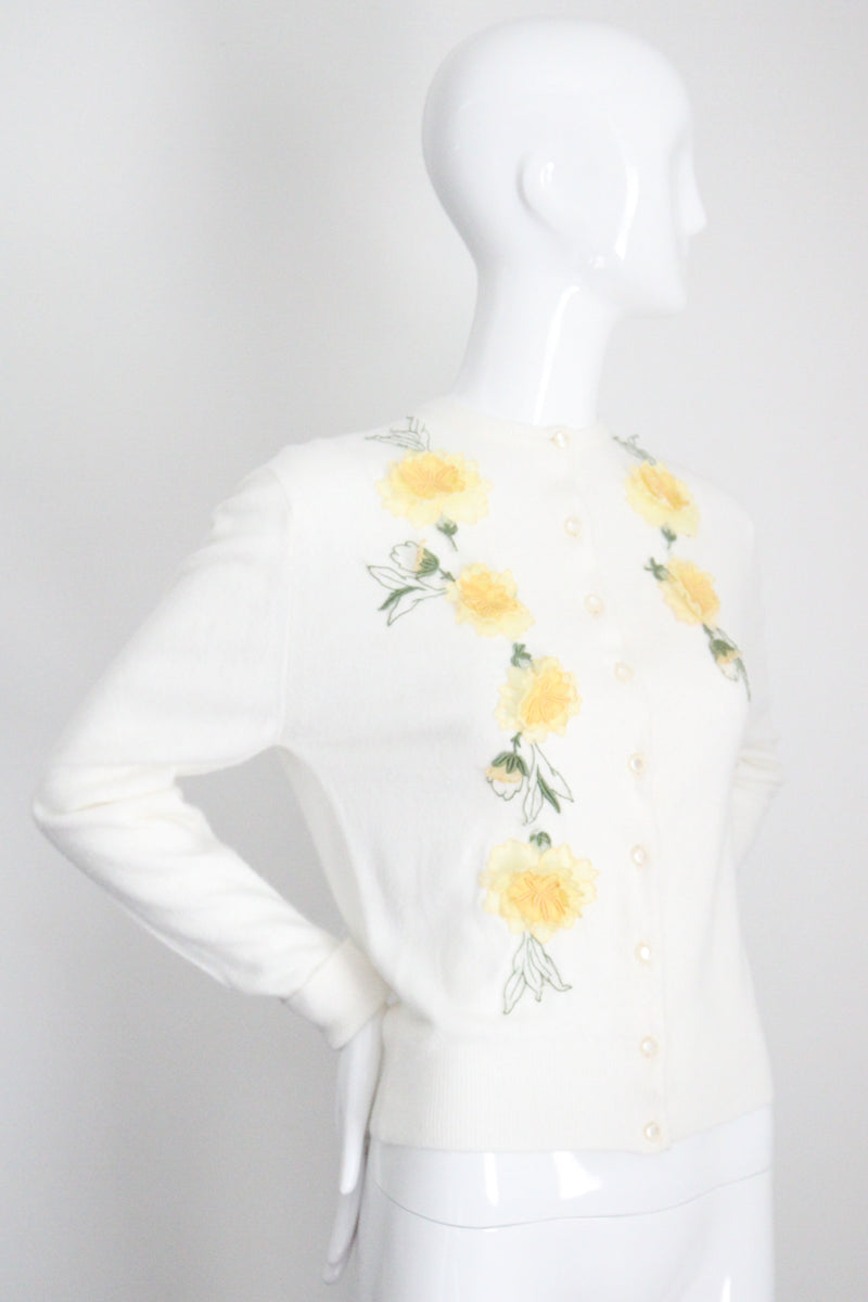 "Blooming Spring Florals" Vintage 1950's Cream & Yellow Floral Embellished Cardigan UK 10-12 US 6-8