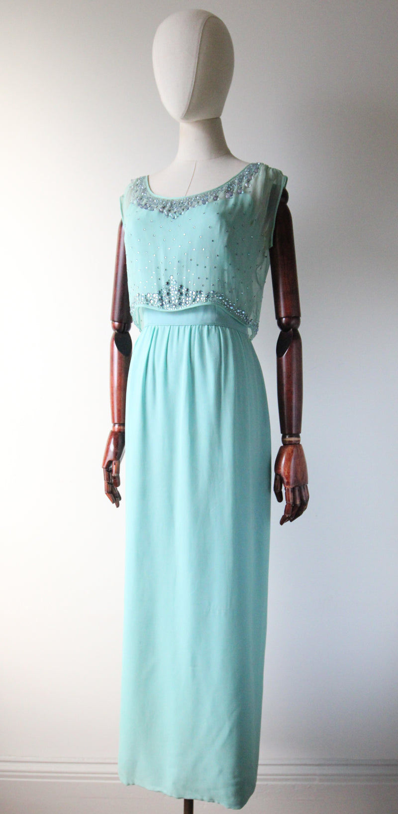 Tiffany Blue & Glass Droplets" Vintage 1960's Tiffany Blue Silk Chiff Willow Hilson Vintage Tiffany Blue & Glass Droplets" Vintage 1960's Tiffany Blue Silk Chiff Willow Hilson Vintage