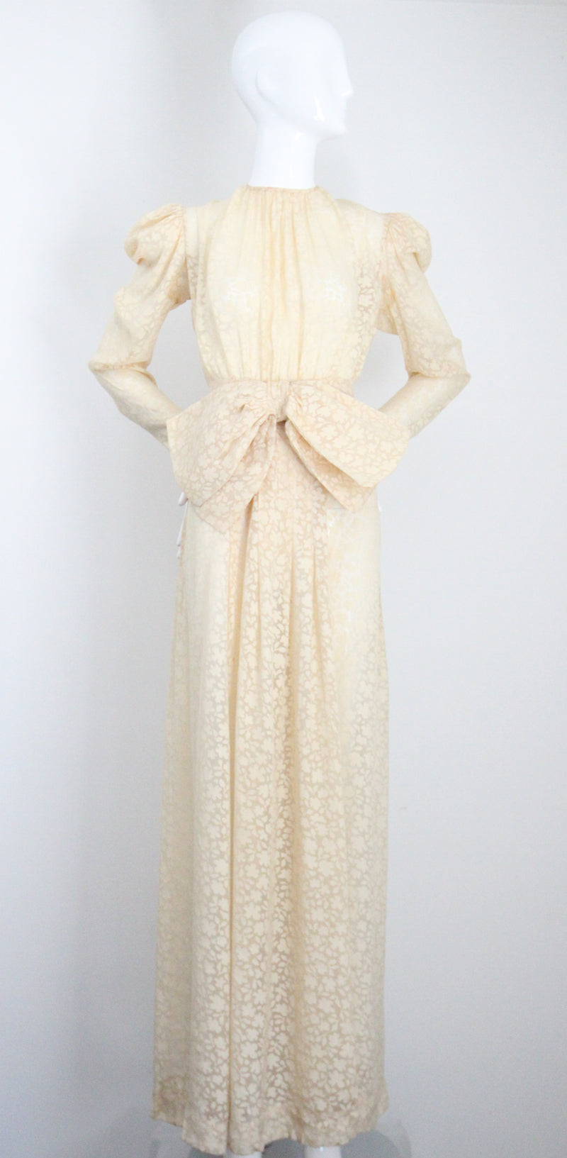"Scattered Petals" Vintage 1930's Buttercream Burnout Silk Bow Dress UK 10 US 6