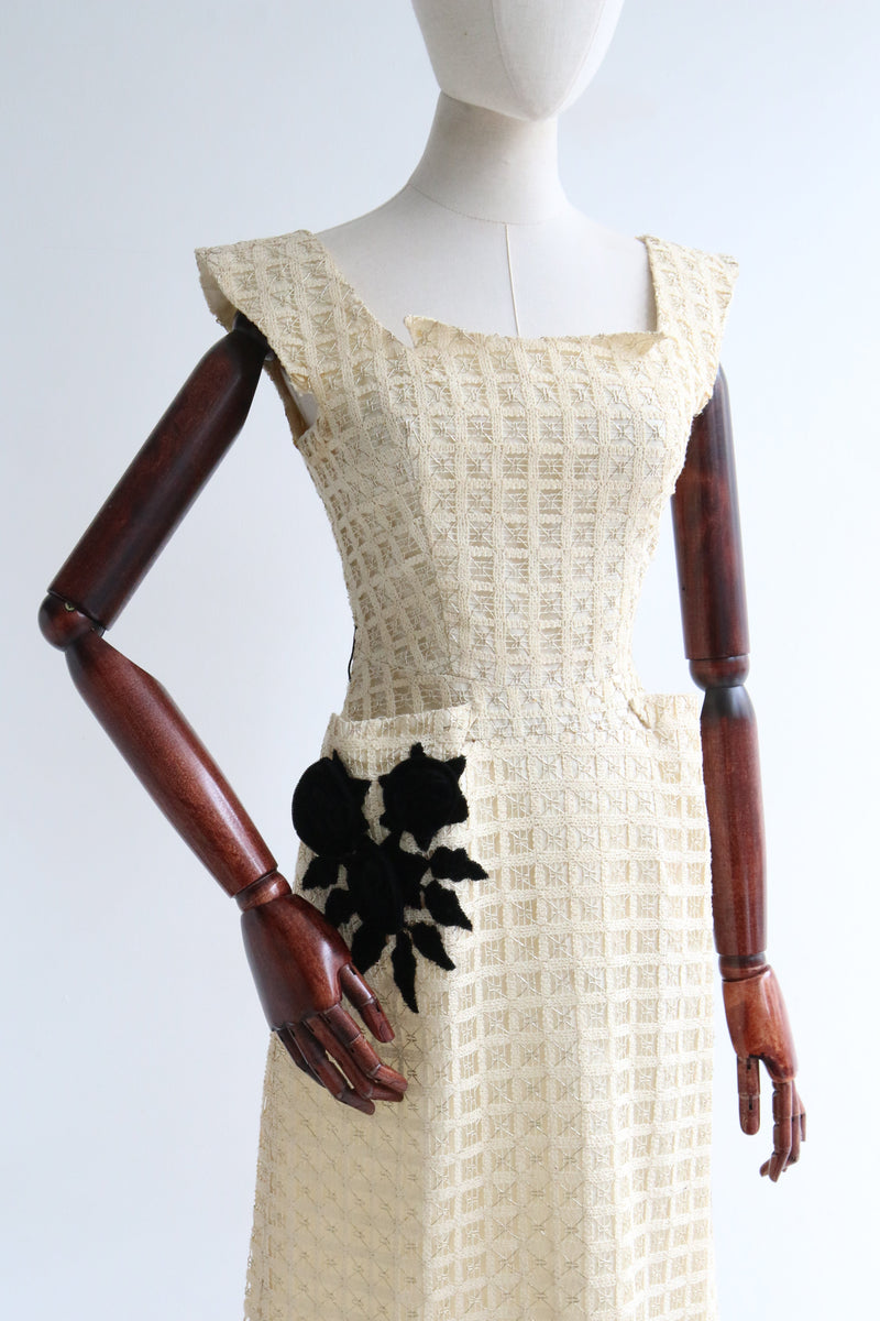 "Velvet Roses " Vintage 1950's Cream & Gold Woven Dress UK 8 US 4