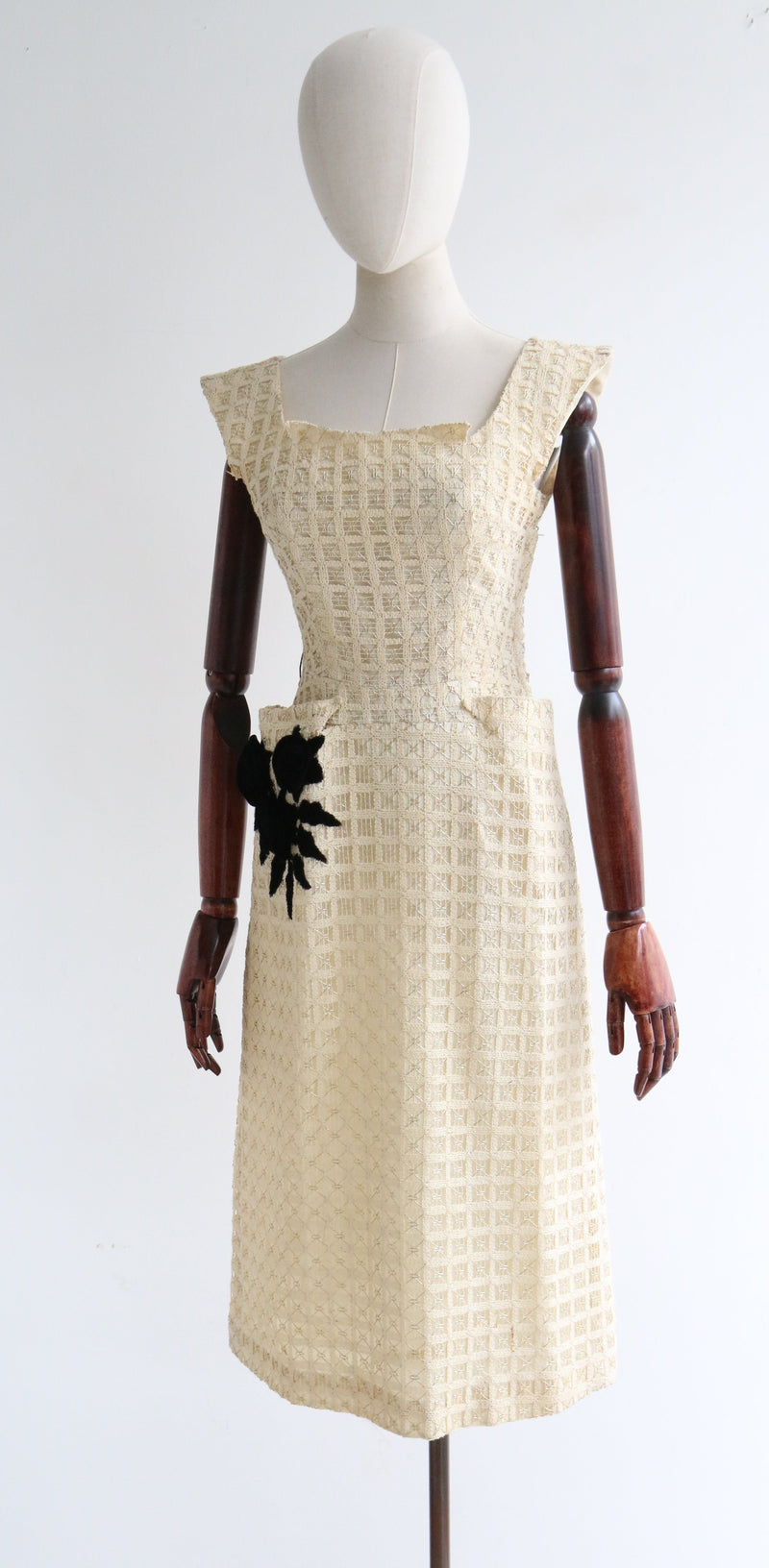 "Velvet Roses " Vintage 1950's Cream & Gold Woven Dress UK 8 US 4
