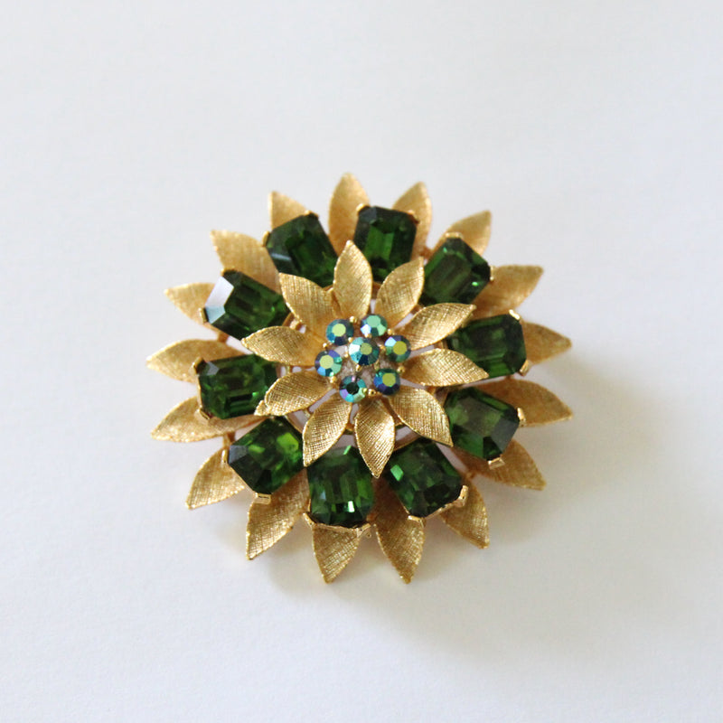 "Brushed Gold Leaves & Rhinestones" Vintage 1950's Lisner Full Parure Jewellery Set