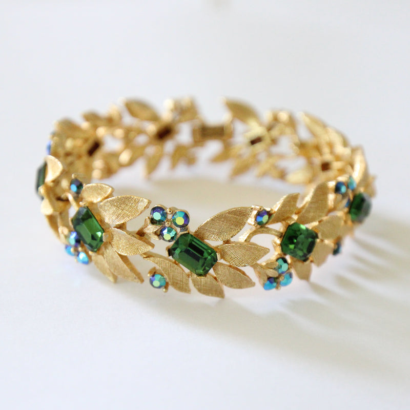 "Brushed Gold Leaves & Rhinestones" Vintage 1950's Lisner Full Parure Jewellery Set
