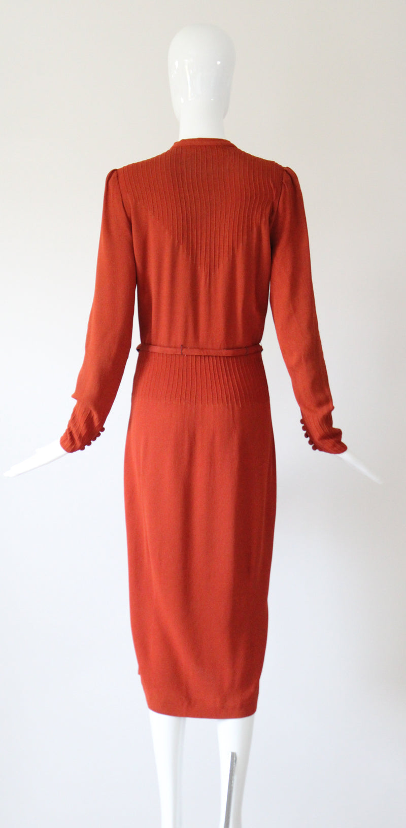 "Sienna Seams" Vintage Late 1930's Crepe Silk Seam Dress  UK 12-14 US 8-10