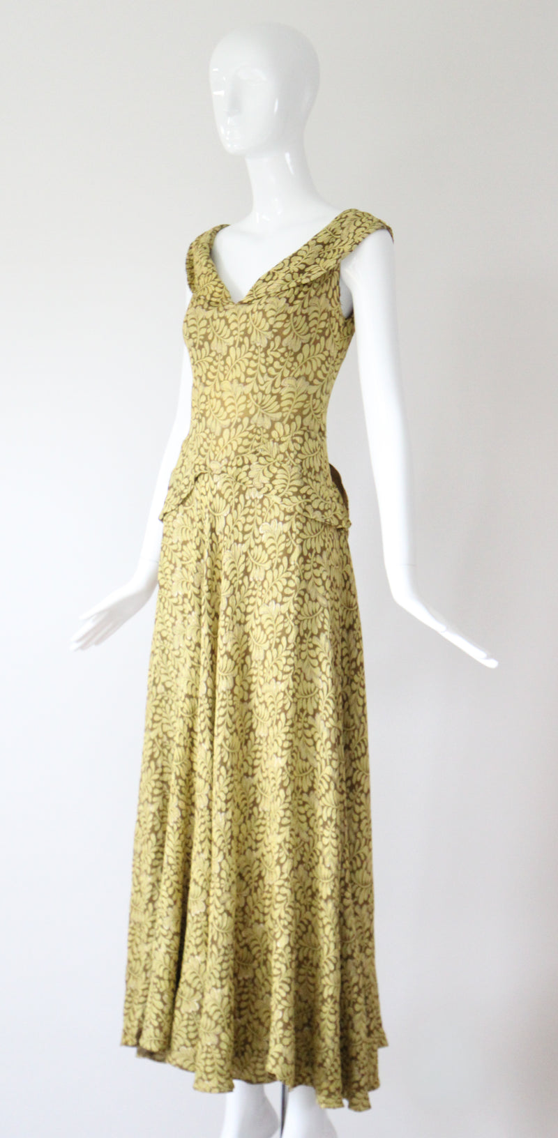 "Chartreuse Lamé" Vintage 1930's Chartreuse Green Lamé Evening Gown UK 6 US 2