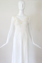 "Floral Lace Sweetheart" Vintage 1930's Floral Lace & Rayon Gown UK 8-10 US 4-6