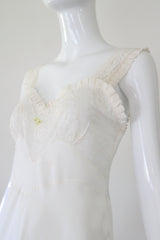 "Floral Lace Sweetheart" Vintage 1930's Floral Lace & Rayon Gown UK 8-10 US 4-6