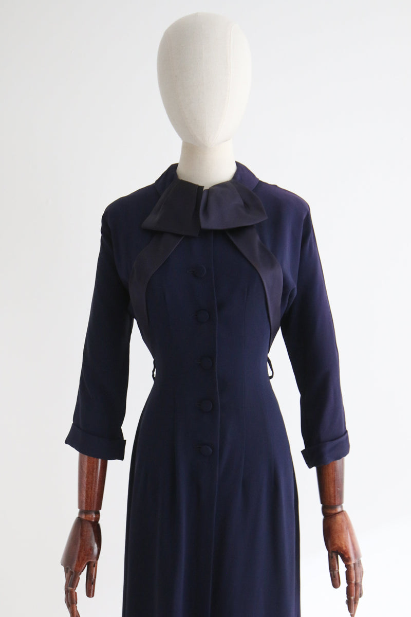 "Navy Ribbon & Tailoring" Vintage 1940's Navy Blue Fitted Dress UK 10 US 6