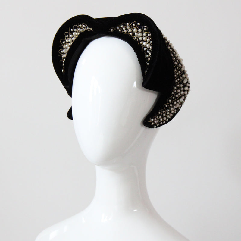 "Velvet & Pearls" Vintage 1940's Widows Peak Velvet Beaded Hat