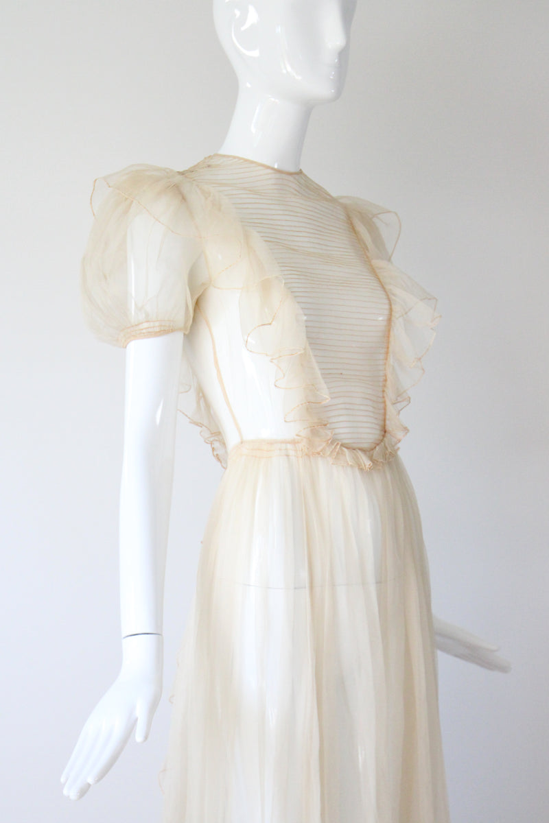 "Organza Pleats" Vintage 1930's Cream Silk Organza Pleated Detail Gown UK 6 US 2