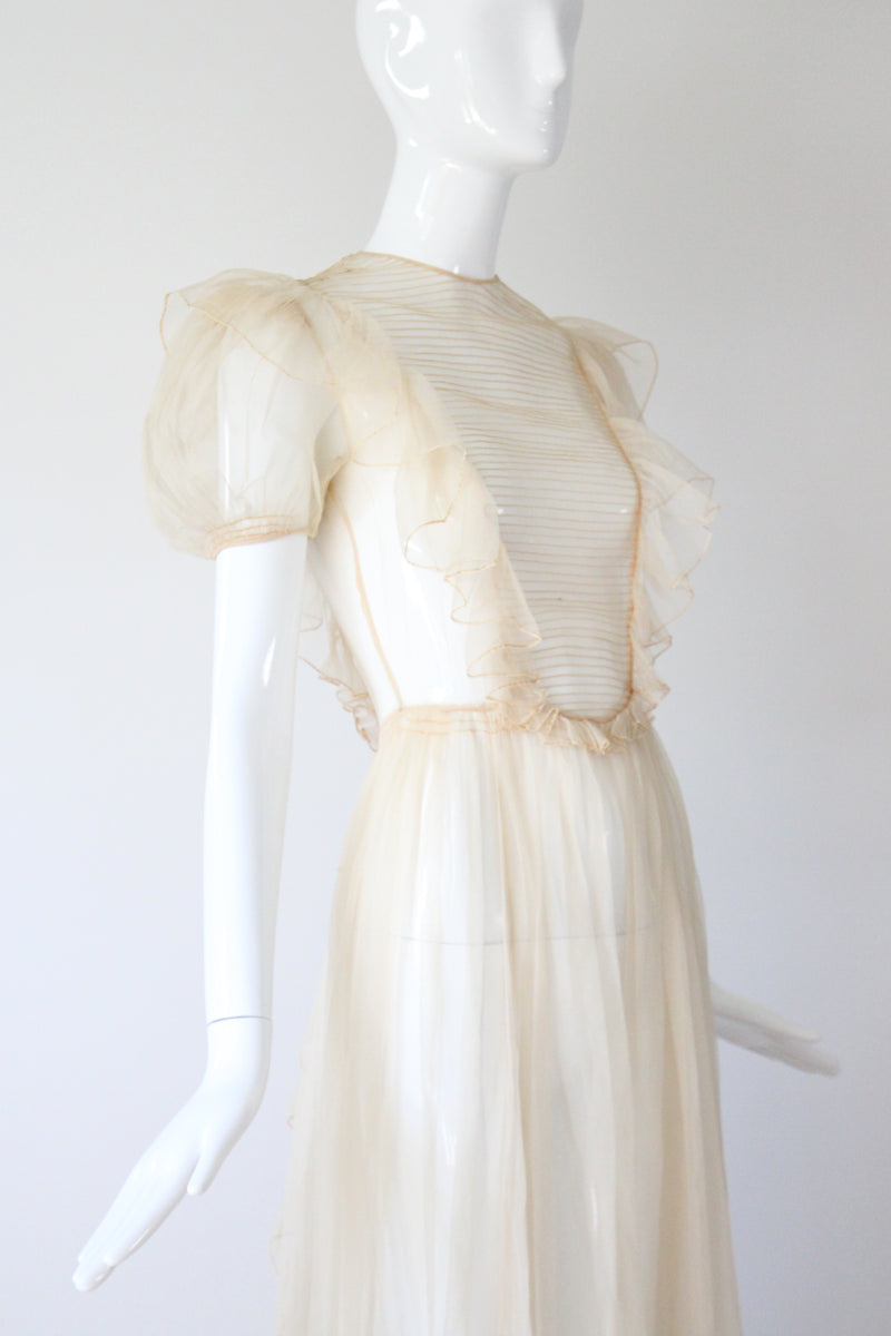 "Organza Pleats" Vintage 1930's Cream Silk Organza Pleated Detail Gown UK 6 US 2