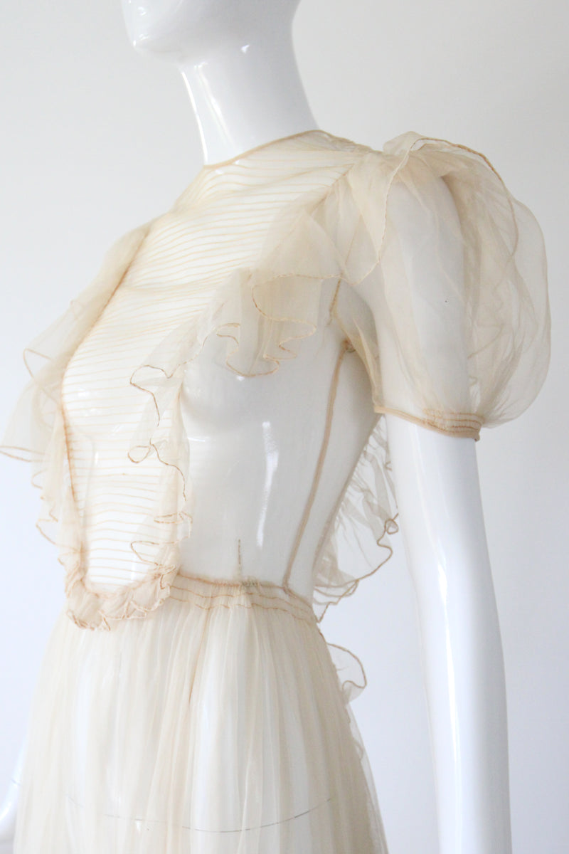 "Organza Pleats" Vintage 1930's Cream Silk Organza Pleated Detail Gown UK 6 US 2