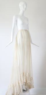 "Victorian Lace" Antique Victorian Waterfall Lace Skirt UK 6 US 2