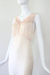 "Silk & Lace" Vintage 1930's Keyhole Detail Silk & Lace Bias Cut Gown UK 8 US 4