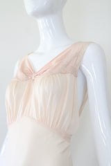 "Silk & Lace" Vintage 1930's Keyhole Detail Silk & Lace Bias Cut Gown UK 8 US 4