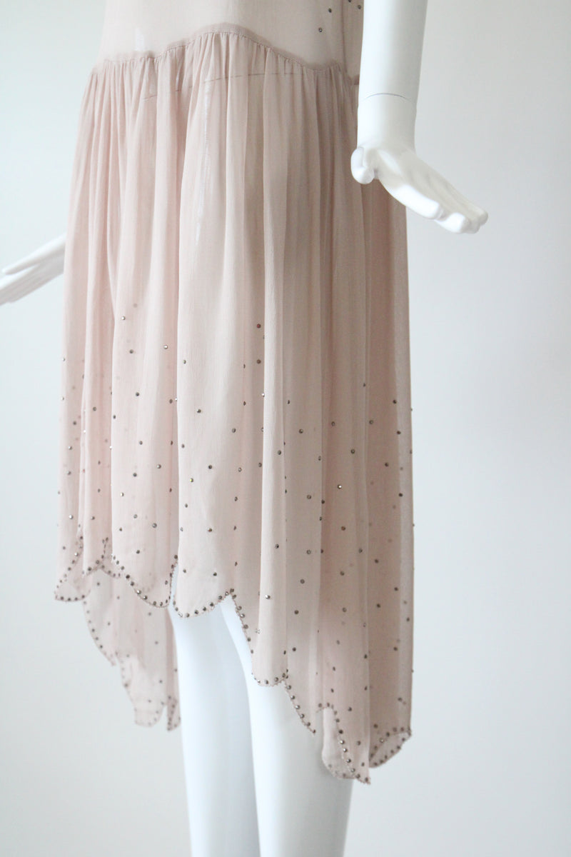 "Blush Rhinestones" Vintage 1920's Blush & Silver Rhinestone Scalloped Dress UK 10 US 6