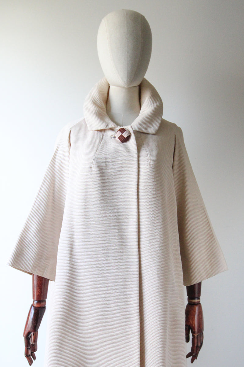 "Cream Silk Faille" Vintage 1950's Cream Silk Faille Coat UK 10-14 US 6-10