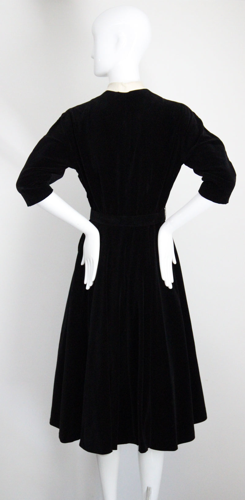 "Rhinestone Buttons & Velvet" Vintage 1950's Rhinestone Button & Velvet Dress UK 8 US 4