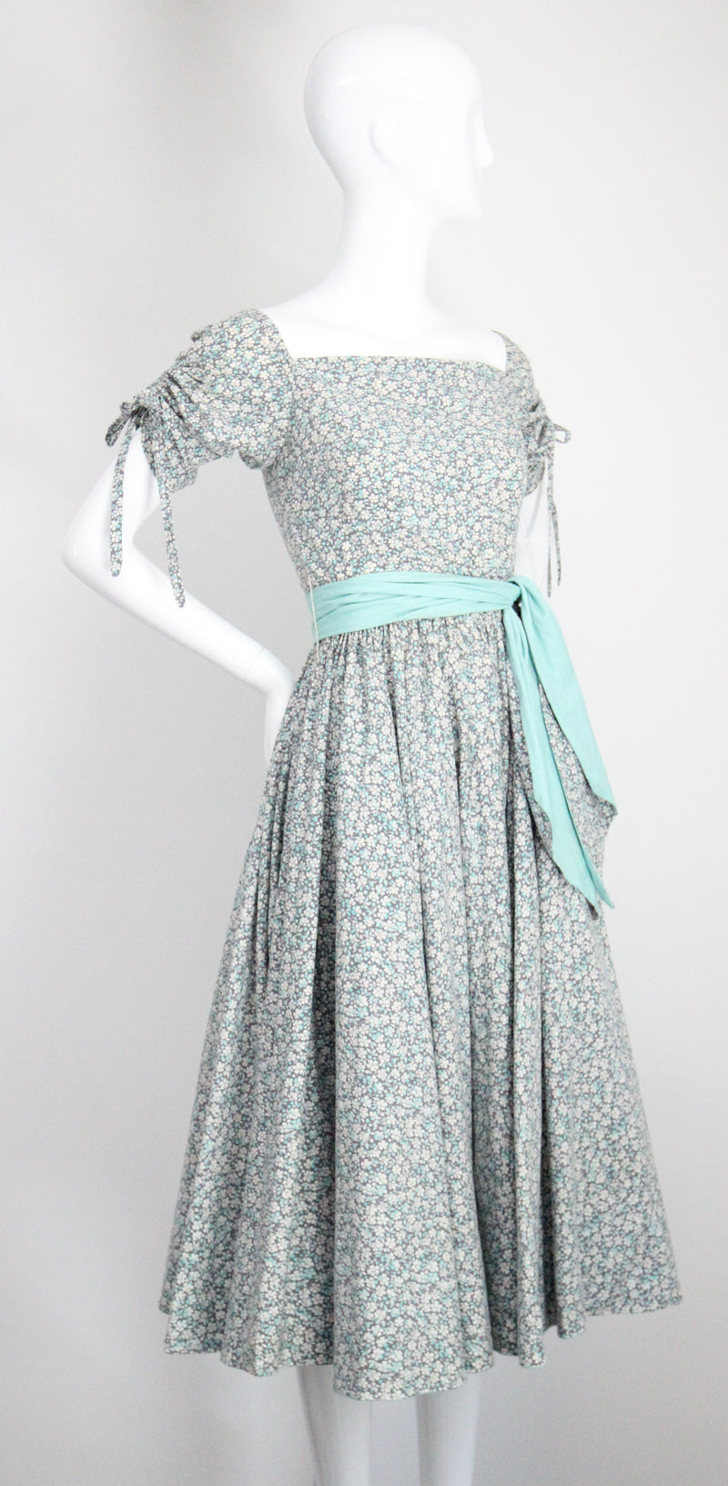 "Meadow Blooms" Vintage 1950's Blue Floral Full Circle Dress UK 8 US 4